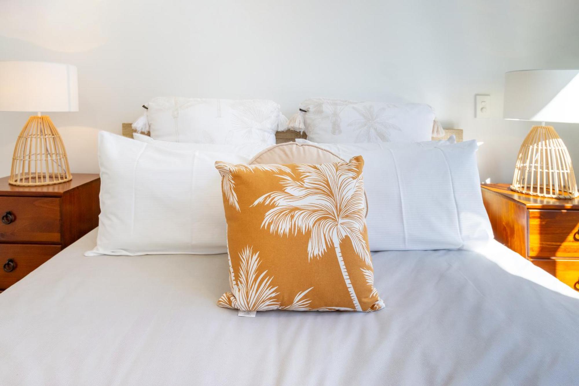 Central Escape On Cashel Street 2 Bed 2 Bath ไครสต์เชิร์ช ภายนอก รูปภาพ